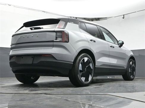 New 2025 Volvo EX30 Ultra w/ Climate Package image 36