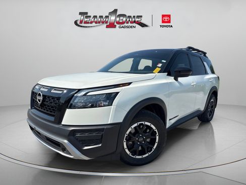 Used 2024 Nissan Pathfinder Rock Creek AWD/4WD image 4