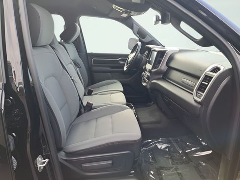 Used 2023 RAM 1500 Big Horn AWD/4WD image 17