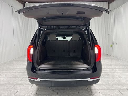 New 2026 GMC Yukon XL Elevation image 27