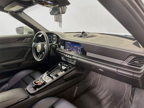 Certified 2022 Porsche 911 Carrera GTS RWD image 27
