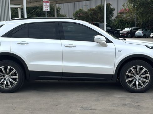 Used 2022 Cadillac XT4 Sport image 8