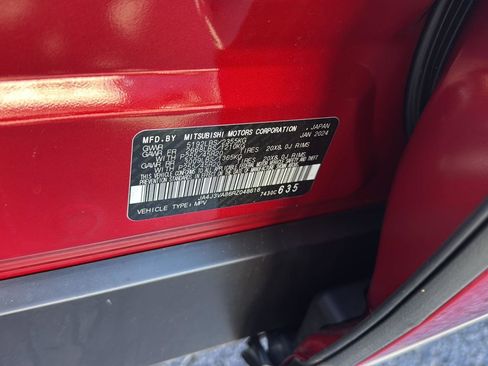 Used 2024 Mitsubishi Outlander SE Black Edition image 40