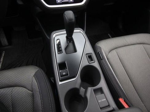 Used 2024 Subaru Crosstrek 2.0i Premium image 17