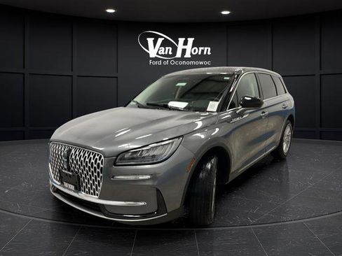 Used 2024 Lincoln Corsair AWD image 7