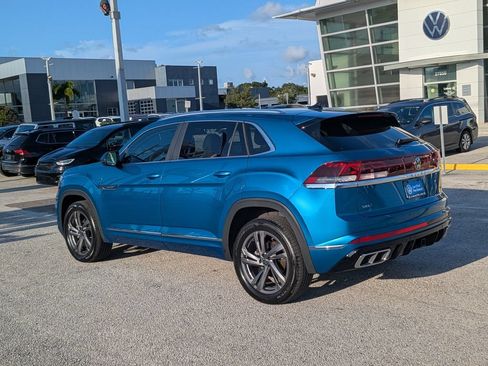 Certified 2024 Volkswagen Atlas Cross Sport SEL R-Line AWD/4WD image 4