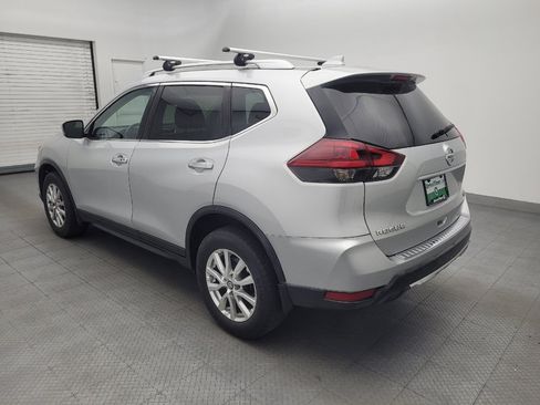 Used 2018 Nissan Rogue SV AWD/4WD image 5
