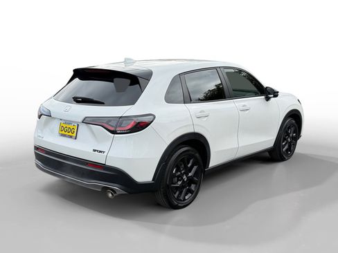 Used 2024 Honda HR-V Sport image 5