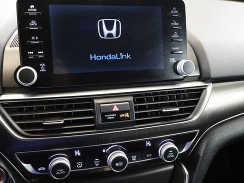 Used 2018 Honda Accord Sport image 19