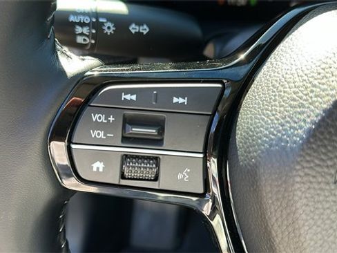 Used 2026 Honda HR-V EX-L image 12