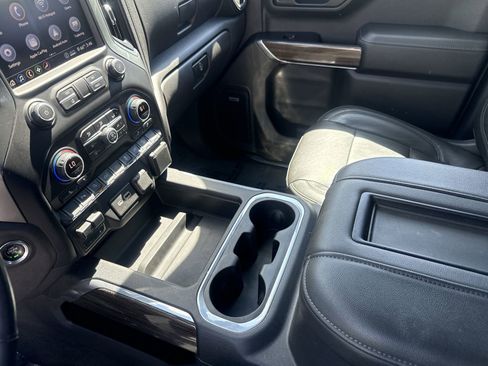 Used 2020 Chevrolet Silverado 1500 LT Trail Boss AWD/4WD image 20