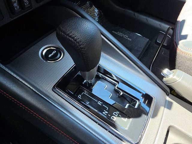 Used 2024 Mitsubishi Outlander Sport SE AWD/4WD image 32
