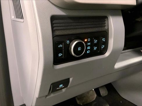 New 2026 Ford F250 XLT w/ XLT Premium Package AWD/4WD image 18