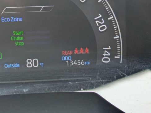 Used 2025 Toyota RAV4 LE AWD/4WD image 28