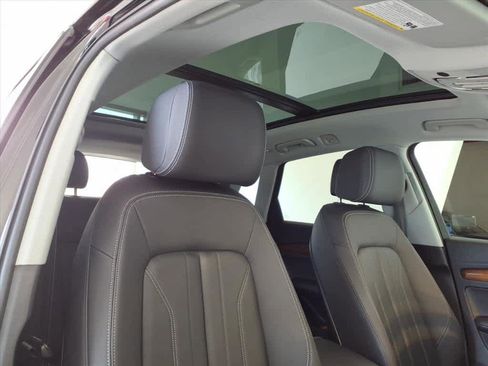 Used 2023 Audi Q5 2.0T Premium Plus w/ Premium Plus Package image 23