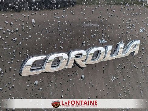 Used 2015 Toyota Corolla LE image 10