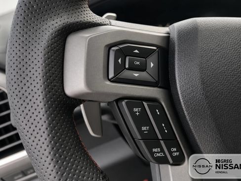 Used 2018 Ford F150 Raptor w/ Equipment Group 802A Luxury AWD/4WD image 12