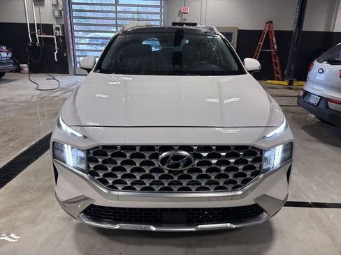 Used 2023 Hyundai Santa Fe SEL w/ Premium Package image 2