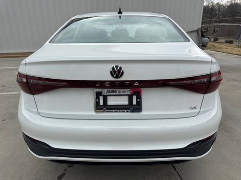 New 2026 Volkswagen Jetta SE image 14