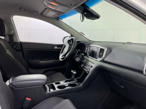 Used 2020 Kia Sportage LX FWD image 30