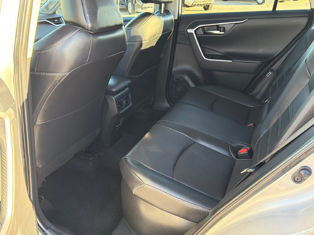 Used 2024 Toyota RAV4 Limited w/ Advanced Technology Package AWD/4WD image 17