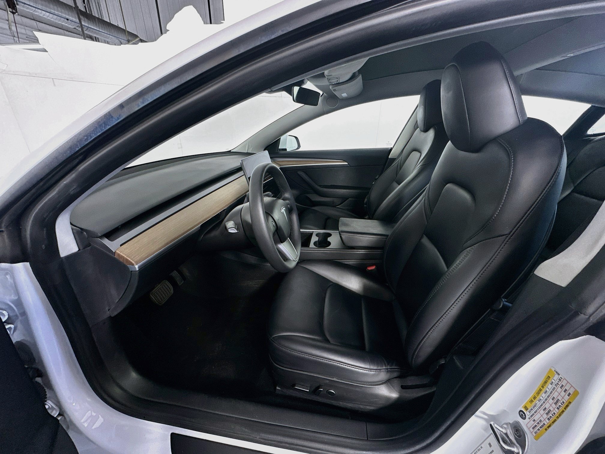 Used 2023 Tesla Model 3 Standard Range RWD image 13