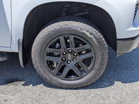Certified 2025 Chevrolet Silverado 1500 LT Trail Boss w/ Convenience Package II AWD/4WD image 28