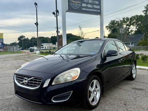 Used 2012 Volvo S60 T5 FWD image 1