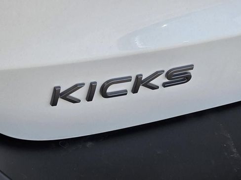 Used 2026 Nissan Kicks SV FWD image 28