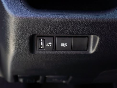Certified 2025 Toyota RAV4 XLE AWD/4WD image 18