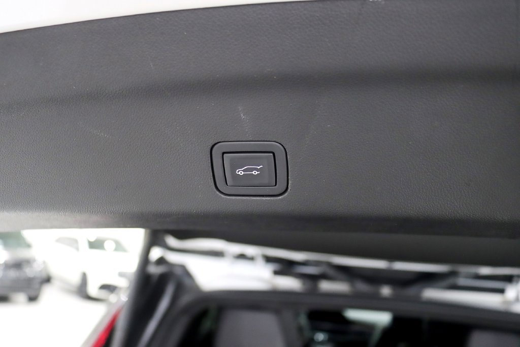 Used 2023 Cadillac Escalade Sport Platinum AWD/4WD image 46