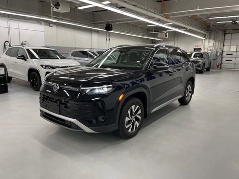 New 2026 Volkswagen Tiguan S image 1