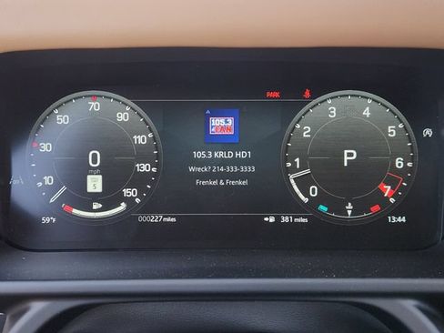 Used 2026 Land Rover Defender 110 S AWD/4WD image 15