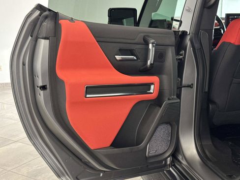 Used 2026 GMC Hummer EV 3X w/ Carbon Fiber Edition Package AWD/4WD image 4
