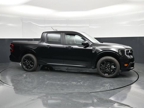 New 2026 Ford Maverick Lobo AWD/4WD image 3