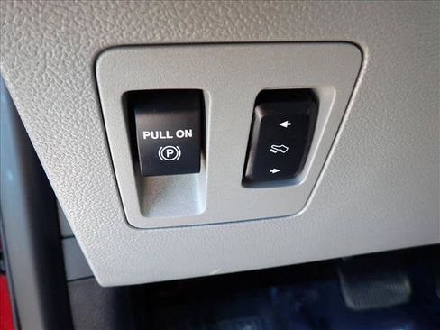 Used 2018 Ford F150 XLT w/ Equipment Group 302A Luxury AWD/4WD image 15