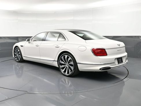 New 2026 Bentley Flying Spur Plug-In Hybrid AWD/4WD image 3