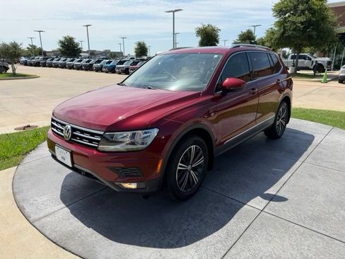 Used 2019 Volkswagen Tiguan S FWD image 3