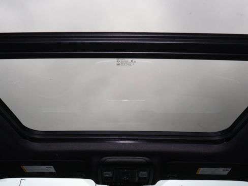 Used 2024 Chevrolet Tahoe Premier w/ Premium Package image 14