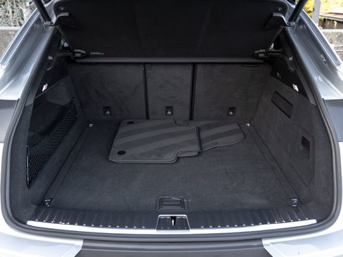 Certified 2026 Porsche Cayenne Coupe AWD/4WD image 46