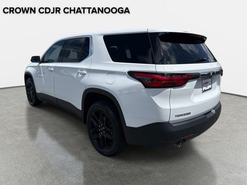 Used 2023 Chevrolet Traverse LS w/ Safety Package FWD image 7