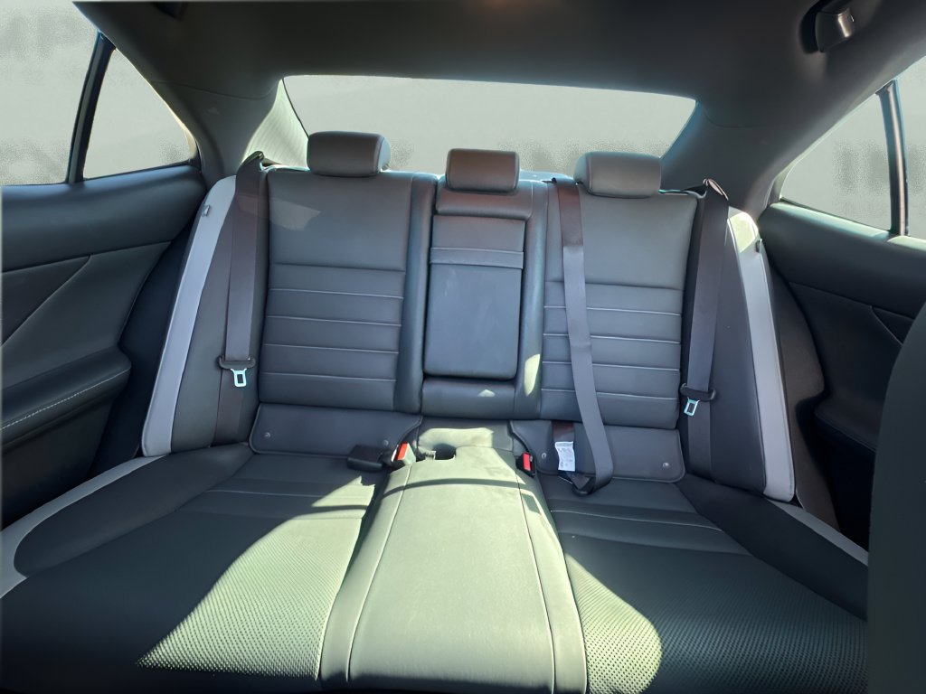 Used 2020 Lexus IS 300 F Sport w/ Blackline Edition AWD/4WD image 11