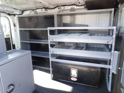 Used 2019 Ford Transit 150 130 Low Roof RWD image 28