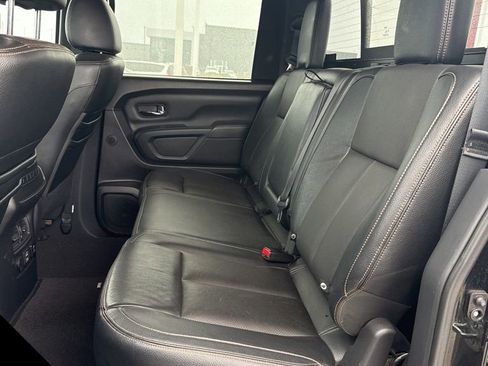 Used 2019 Nissan Titan SL w/ Midnight Edition image 22