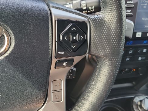 Used 2024 Toyota 4Runner Limited AWD/4WD image 23