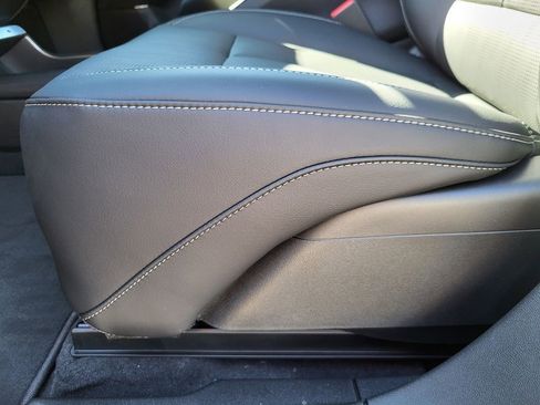 New 2026 Cadillac Lyriq Luxury image 11