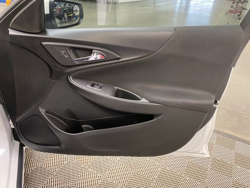 Used 2020 Chevrolet Malibu RS w/ LPO, Convenience Package 2 image 11