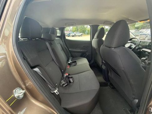 Used 2025 Nissan Kicks S FWD image 13