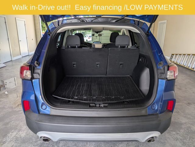 Used 2022 Ford Escape SE FWD image 13