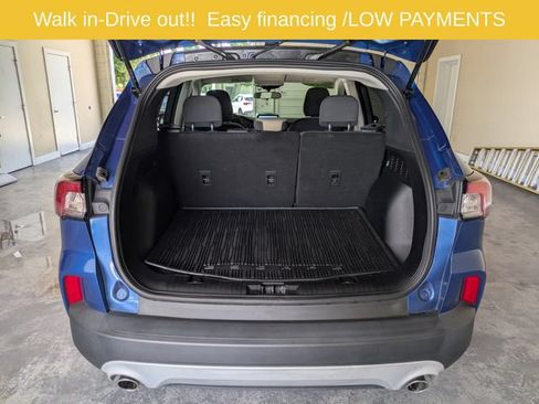 Used 2022 Ford Escape SE FWD image 13